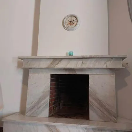 με όλες τις ανέσεις *