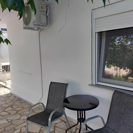 με όλες τις ανέσεις