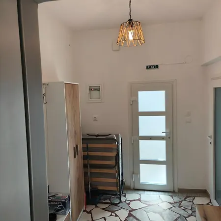 με όλες τις ανέσεις Lejlighed