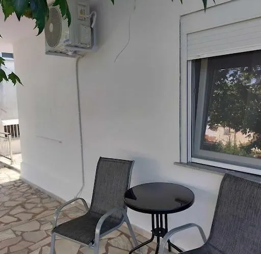 με όλες τις ανέσεις Appartement Vétrina