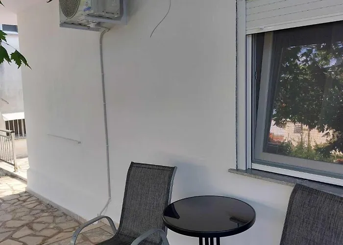 με όλες τις ανέσεις